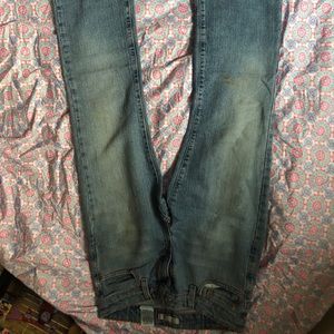 Bootcut Levi’s Jeans